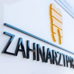 Galerie Praxisschild - Zahnarztpraxis in Willich Schiefbahn